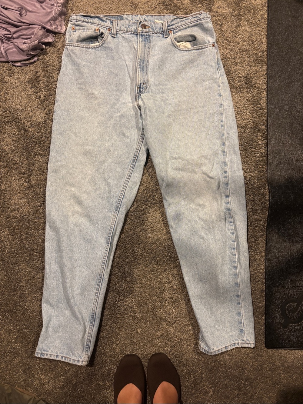 Vintage Levi's 550 Relaxed Fit Light Wash Jeans 38